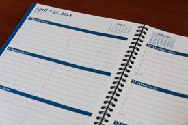 calendar for scheduling daily and weekly tasks